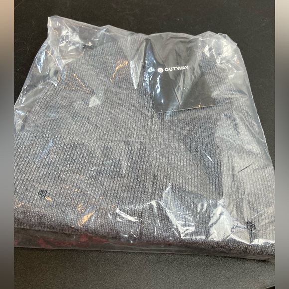 Outway Toque - Picture 2 of 2